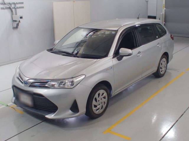 30350 TOYOTA COROLLA FIELDER NKE165G 2018 г. (CAA Chubu)